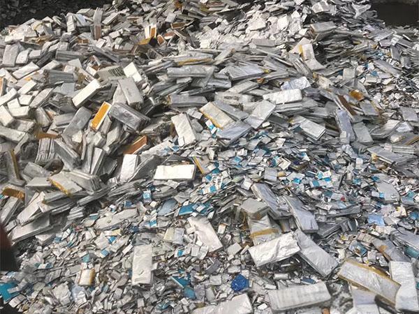 廢舊鋰電池熱解處理設備，解決行業痛點